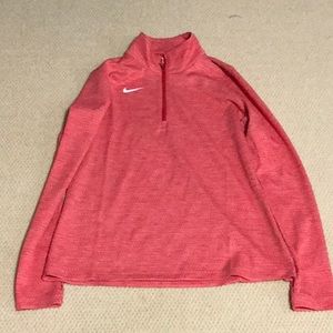 Nike top women’s